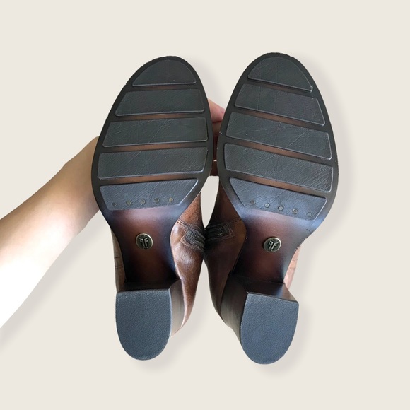 Frye Parker Tall Brown Leather Knee Length Vintage Heeled Round Toe Riding Boots - Picture 12 of 15